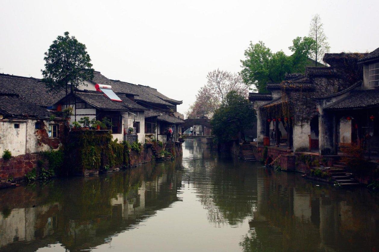 在职场上喜欢和什么样的人打交道游戏画面